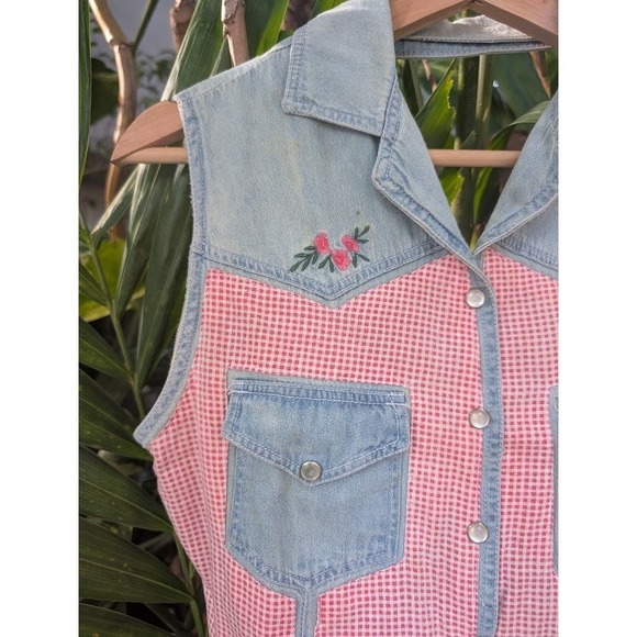 vintage 90s denim vest M gingham pink flower embroidery 100% Cotton boho country - Picture 2 of 7